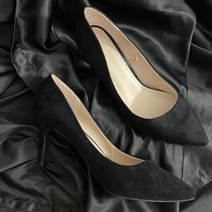 H&M Basic Suede Heels Size 40 / US 8.5